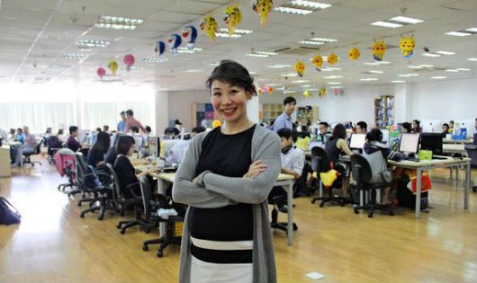 CEO Pops Worldwide Esther Nguyễn