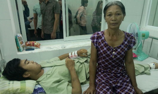 Hai mẹ con Tâm tại Bệnh viện Đa khoa tỉnh Bình Định