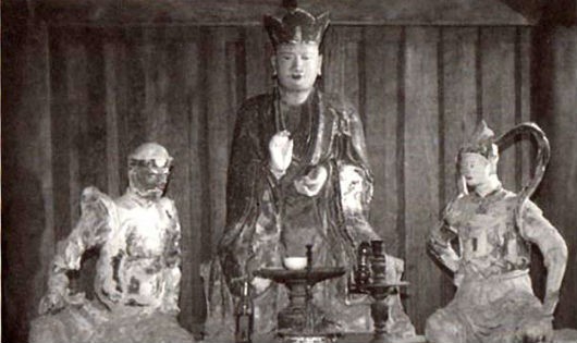 Tượng thánh tăng A Nan tại chùa Bút Tháp - Bắc Ninh