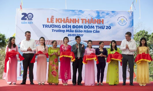 Khánh thành trường Đèn Đom Đóm thứ 20 tại xã Hàm Cần, huyện Hàm Thuận Nam, tỉnh Bình Thuận