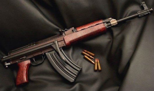 AK 47 được làm giả và được SOG rải các nơi trên chiến trường đã gây tác hại không nhỏ với bộ đội miền Bắc.