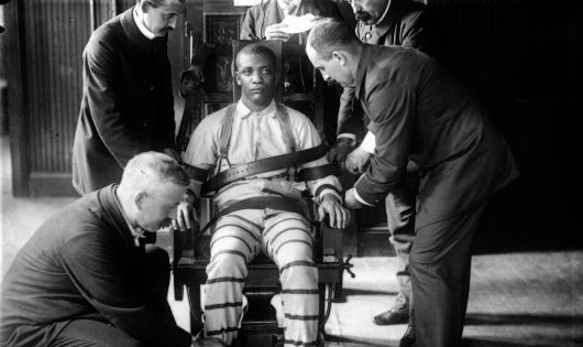 Ghế điện tại “Nhà thần chết” ở nhà tù Sing Sing (New York) vào năm 1923.