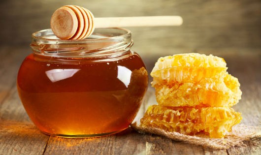  Cách phân biệt mật ong thật và mật ong giả thật dễ dàng