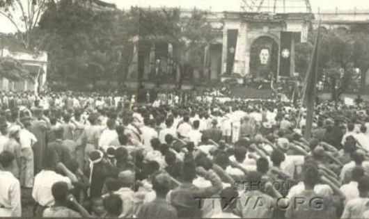 Lễ tưởng niệm hai nhà yêu nước Phạm Hồng Thái, Nguyễn Thái Học tại Nhà Đấu xảo Hà Nội