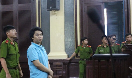 Bị cáo Thùy tại phiên tòa.