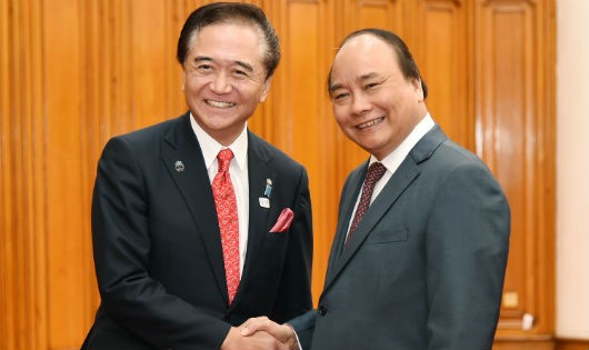 Thủ tướng tiếp thống đốc tỉnh Kanagawa (Nhật Bản)