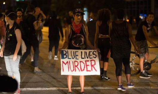 Biểu tình phản đối cựu cảnh sát da trắng Jason Stockley tại thành phố St. Louis, bang Missouri, Mỹ