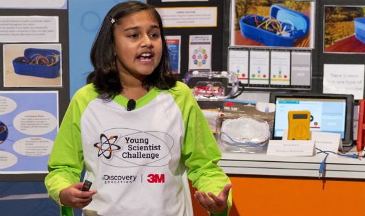 Nữ sinh kiêm nhà phát minh Gitanjali Rao, 11 tuổi, người đã phát minh ra một thiết bị nhận diện chì trong nước cực nhanh. Em có tên trong danh sách “Top những nhà khoa học trẻ tài năng của nước Mỹ” năm 2017