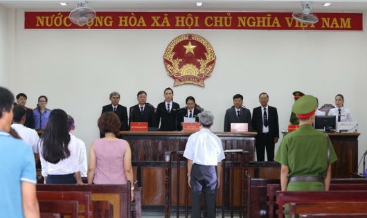 Phiên tòa xử Nguyễn Khắc Thủy (77 tuổi) về tội Dâm ô đối với trẻ em
