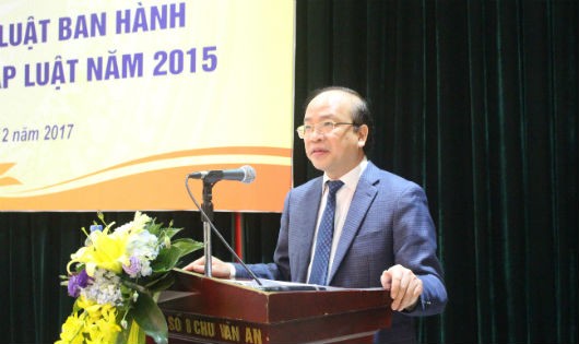 Thứ trưởng Phan Chí Hiếu phát biểu tại Hội thảo