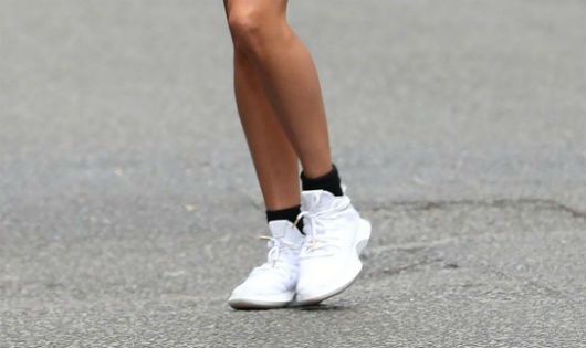 Nhìn lại xu hướng giày Dad Sneakers được lăng xê tại tuần lễ thời trang Xuân – Hè 2018
