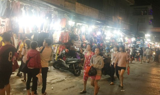 Một góc chợ đêm Bắc Ninh, Thủ Đức