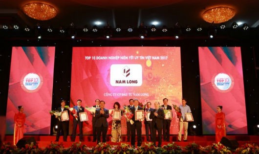 Nam Long nhận “cú đúp” Top 10 doanh nghiệp niêm yết uy tín và Top 500 doanh nghiệp lớn nhất
