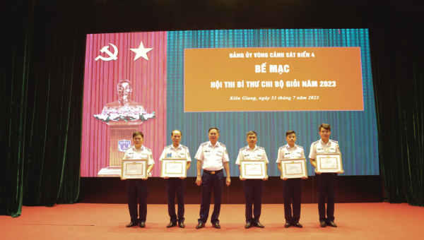 Đảng bộ Vùng Cảnh sát biển 4 tập trung nâng cao chất lượng xây dựng Đảng