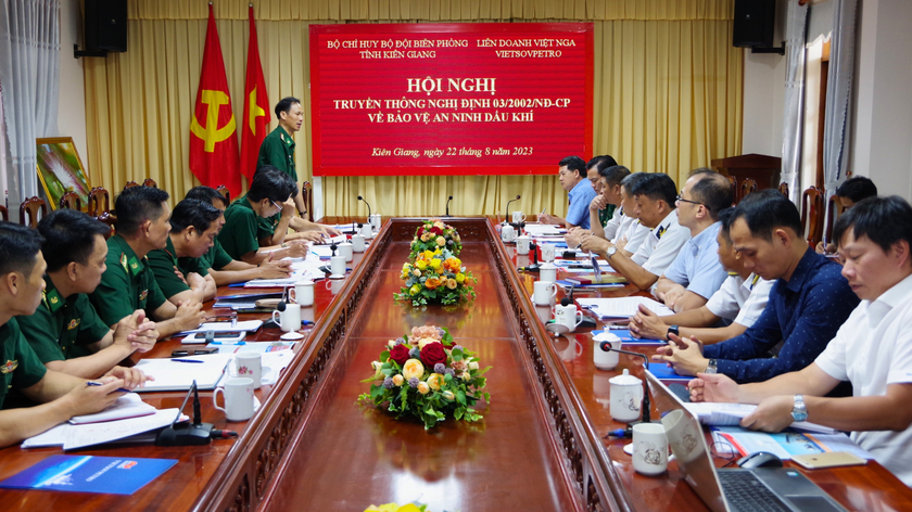Biên phòng Kiên Giang tăng cường công tác bảo vệ an ninh, an toàn công trình khí dưới biển