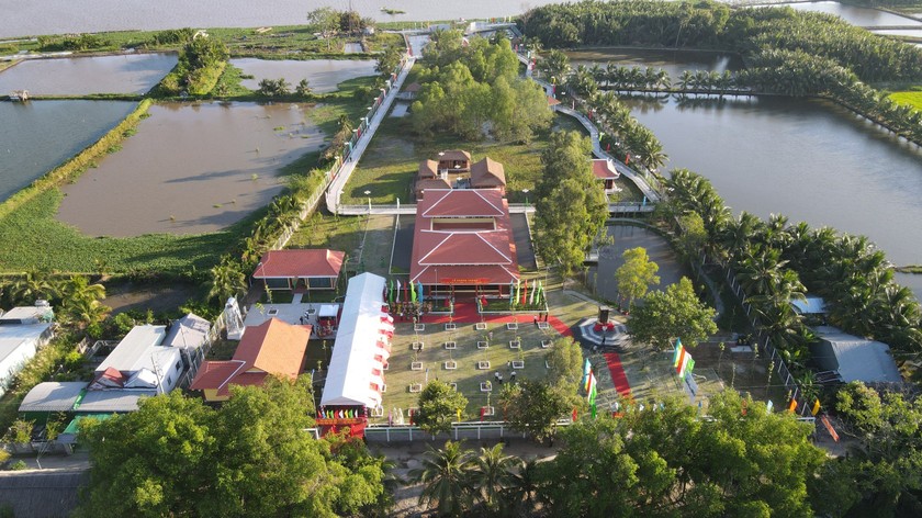 Khu lưu niệm lực lượng vũ trang tỉnh Kiên Giang nhìn từ trên cao.