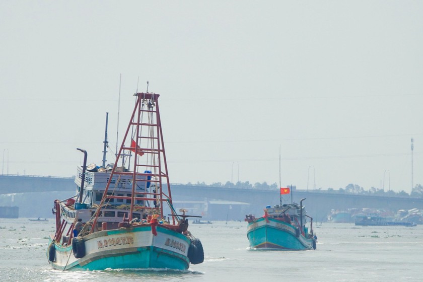 Kiên Giang: Ngư dân xuất hành vươn khơi bám biển 