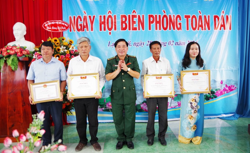 An Giang: Ngày hội Biên phòng toàn dân ở huyện Tri Tôn và Thành phố Châu Đốc