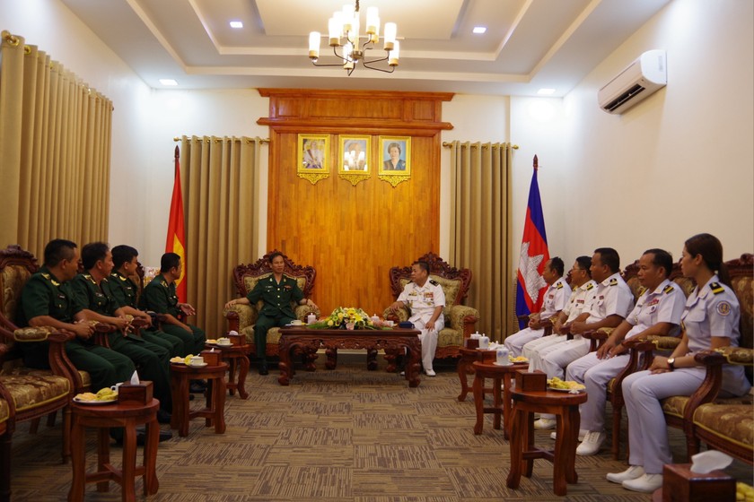 Kiên Giang: Chúc Tết các lực lượng bảo vệ biên giới, vùng biển và Chính quyền Campuchia